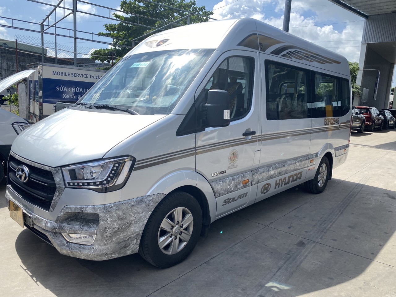 Thuê xe dịch vụ tại Vĩnh Long 